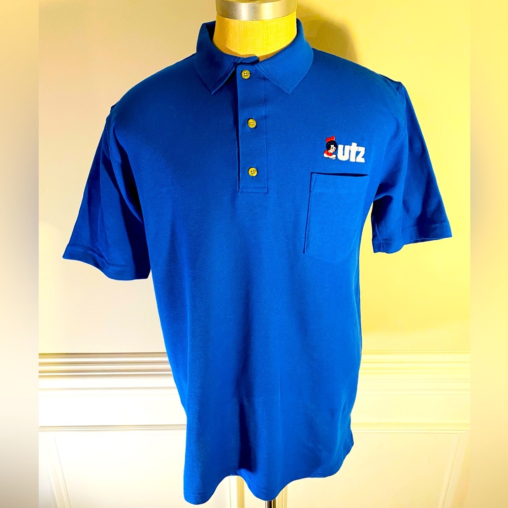 Lutz men blue front pocket  polo sz Large(104)